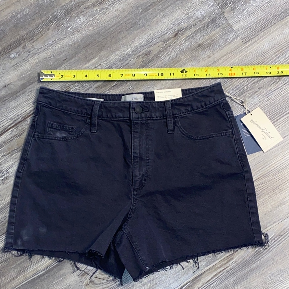 NWT UNIVERSAL THREAD Vintage Midi Shorts 8